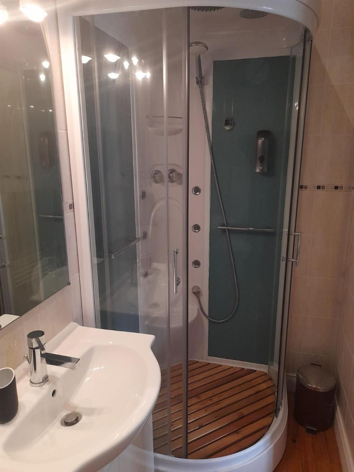 Les Roches Chambre D'Hotes Servant Esterno foto