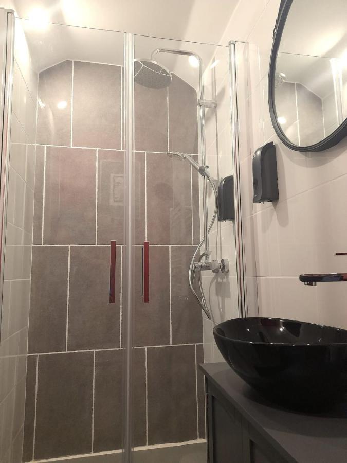 Les Roches Chambre D'Hotes Servant Esterno foto