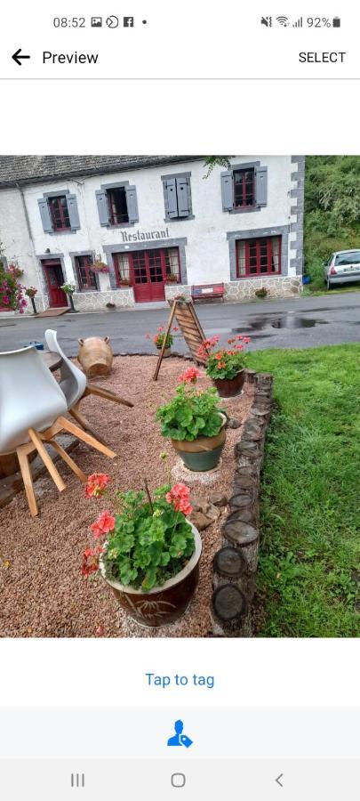 Les Roches Chambre D'Hotes Servant Esterno foto