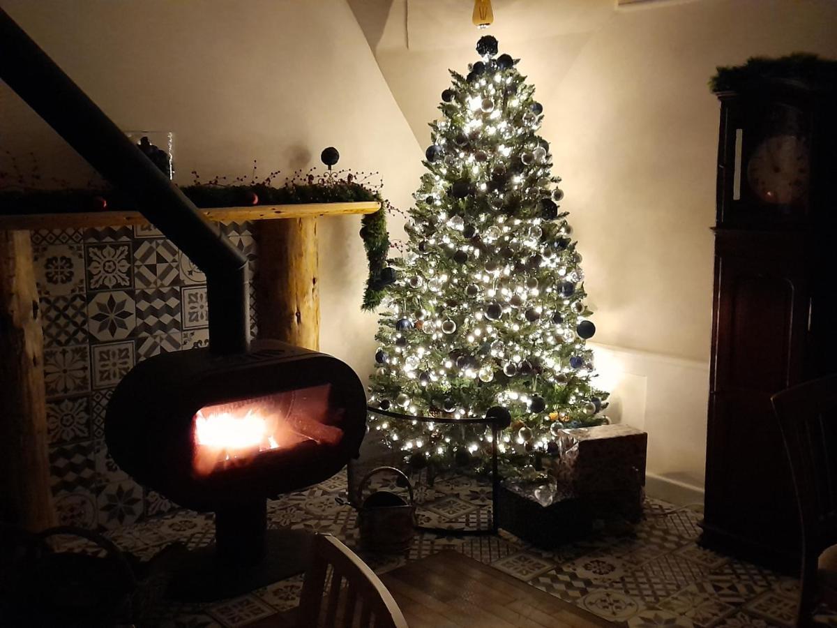 Les Roches Chambre D'Hotes Servant Esterno foto