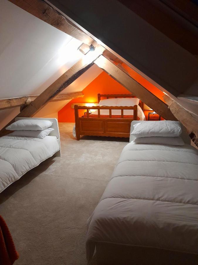 Les Roches Chambre D'Hotes Servant Esterno foto
