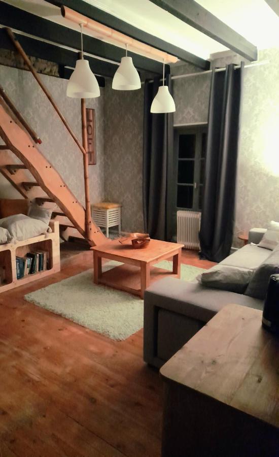 Les Roches Chambre D'Hotes Servant Esterno foto