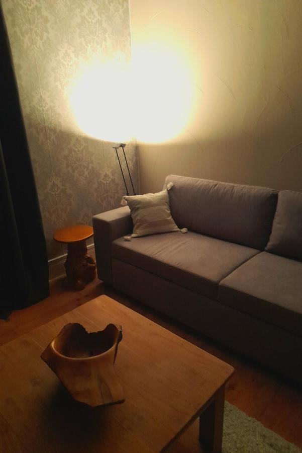 Les Roches Chambre D'Hotes Servant Esterno foto